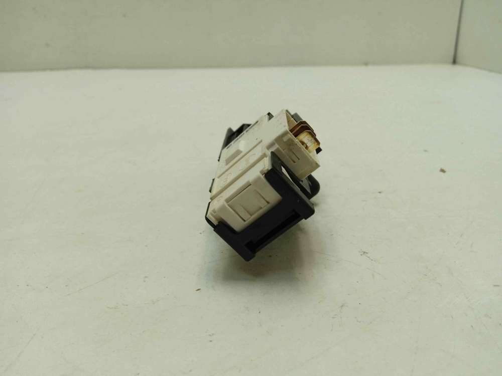 MWT60101 кт180 Блокировка люка для стиральной машины Midea MWT60101 б/у