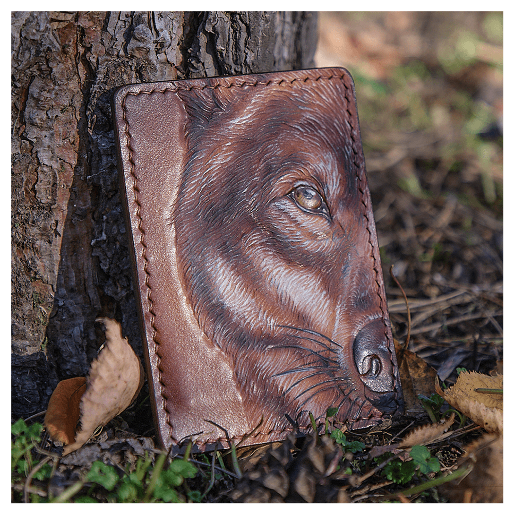 Кожаный картхолдер «Волк»