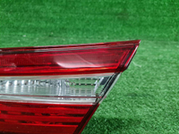 Фонарь правый внут Toyota Camry xv70 17-нв галоген