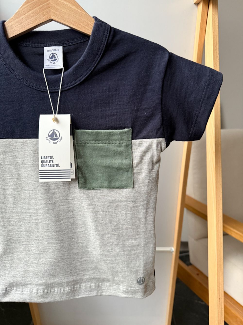 Новая хлопковая футболка Petit Bateau, 104