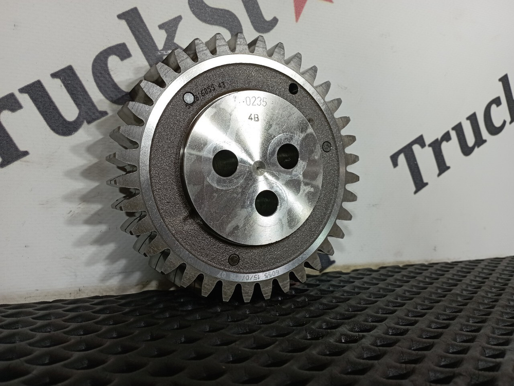 Шестерня компрессора в сборе