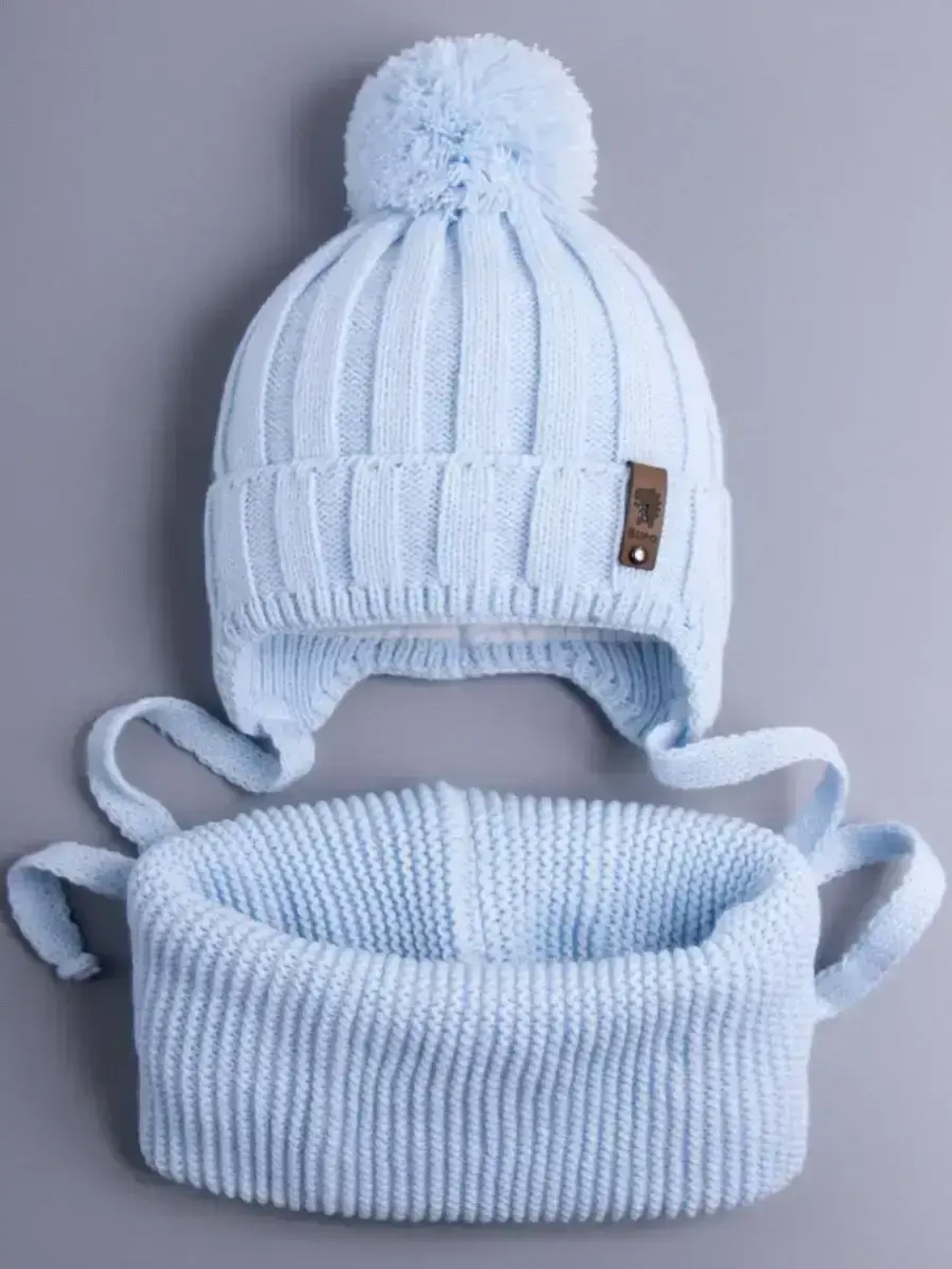 Шапка для мальчика со снудом осенняя