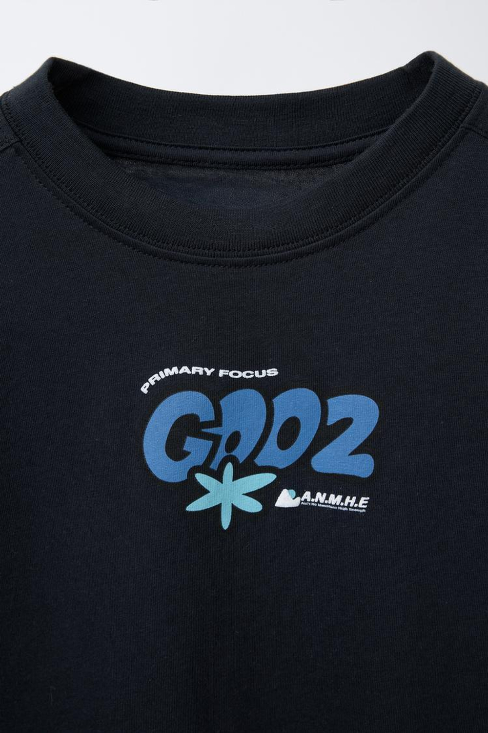 ZARA ФУТБОЛКА С РЕЛЬЕФНЫМ ПРИНТОМ, ЧЕРНЫЙ