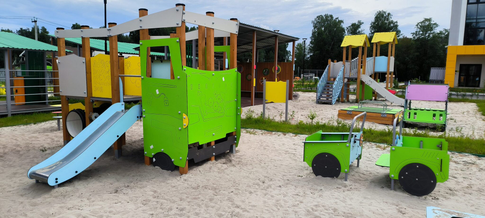 Игровой комплекс машинка