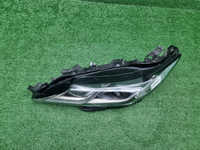 Битая Фара левая Toyota Camry xv70 (2017-н.в.) LED