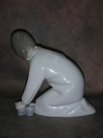 Статуэтка. Фарфор. Девочка с тапочками. Lladro. Испания