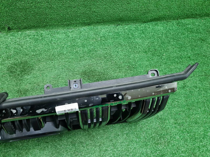 Решетка радиатора Toyota LC Prado 150 (2017-н.в.)