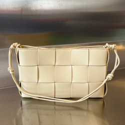 Bottega Veneta Cassette Pouch On Strap 22 cm