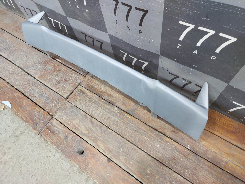 Накладка переднего бампера Honda CR-V 5 (RW) 16-нв Б/У Оригинал 71110TLAAA000