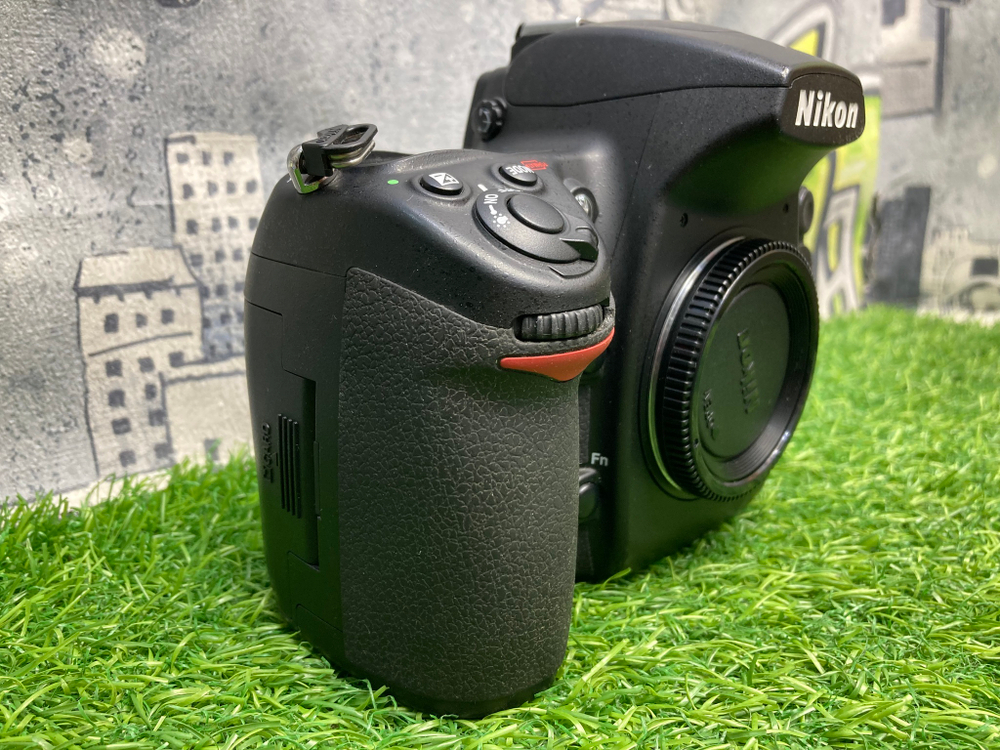 Nikon D700 11.200 кадров