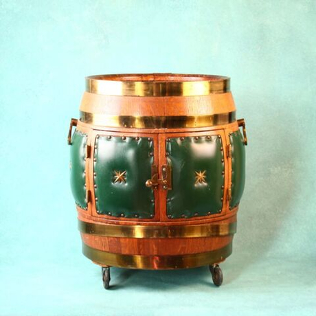 Винтаж: Винтажный бар в виде бочки