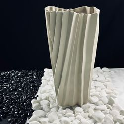 Lenardi 135-102 Ваза 35см ЭФИОПИЯ в под.уп.(х4)Фарфор