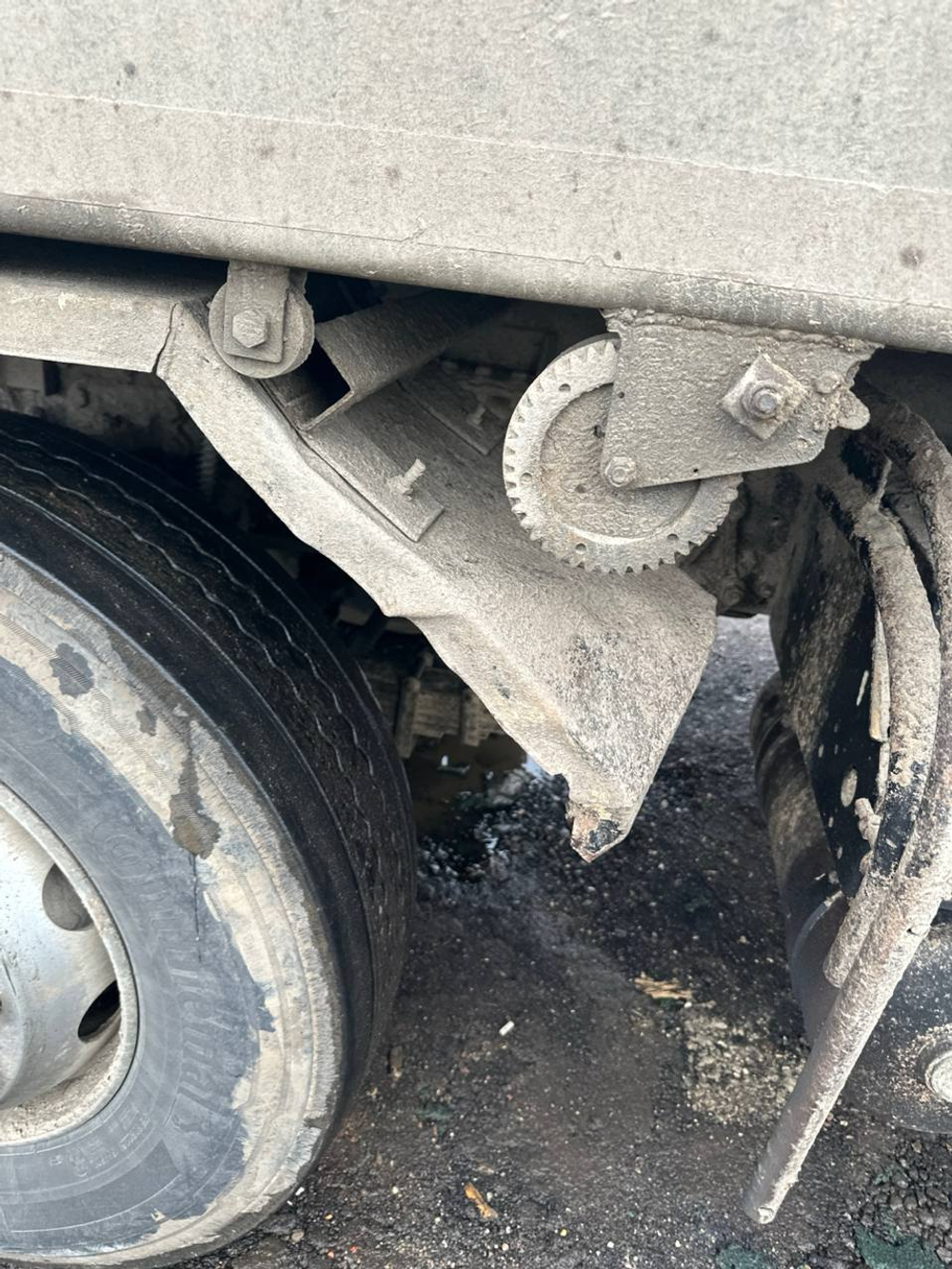 FAW J6 8x4 Самосвал CA3310P66K24T4E5 (Дизельный, 11,1 л, 420 л.с., МТ)