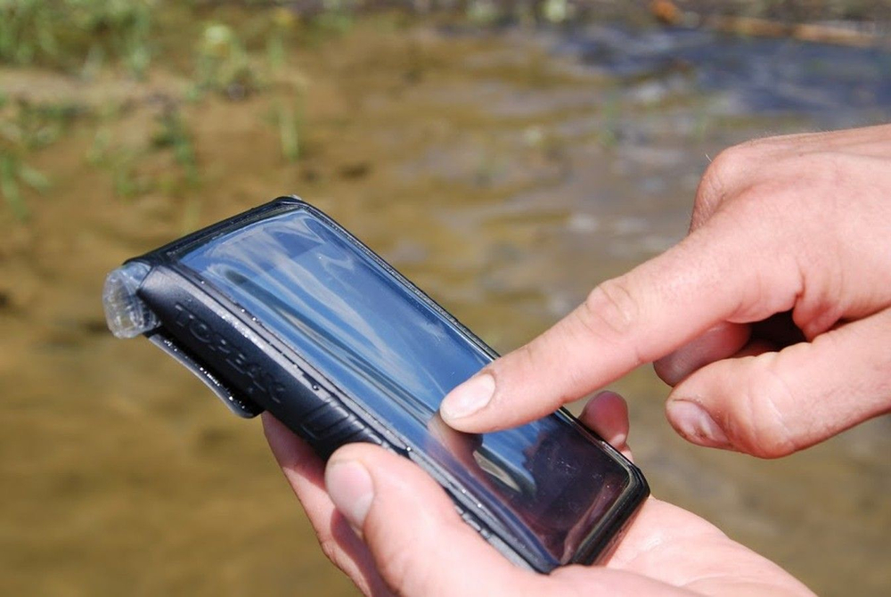 Чехол водонепроницаемый для смартфонов с диагональю до 5" Tp274 (10258055)