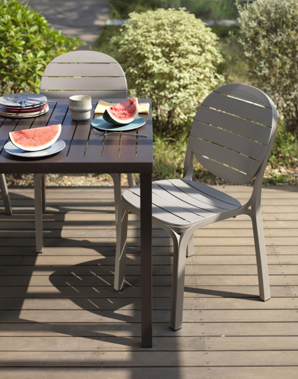 Стол пластиковый обеденный Nardi Cube 140x80, табак