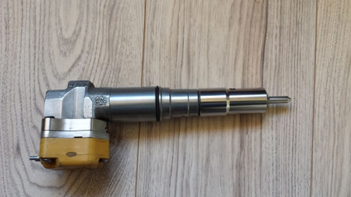 Форсунка CATERPILLAR    1747526