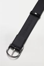 БАЗОВЫЙ РЕМЕНЬ С ОВАЛЬНОЙ ПРЯЖКОЙ BLACK