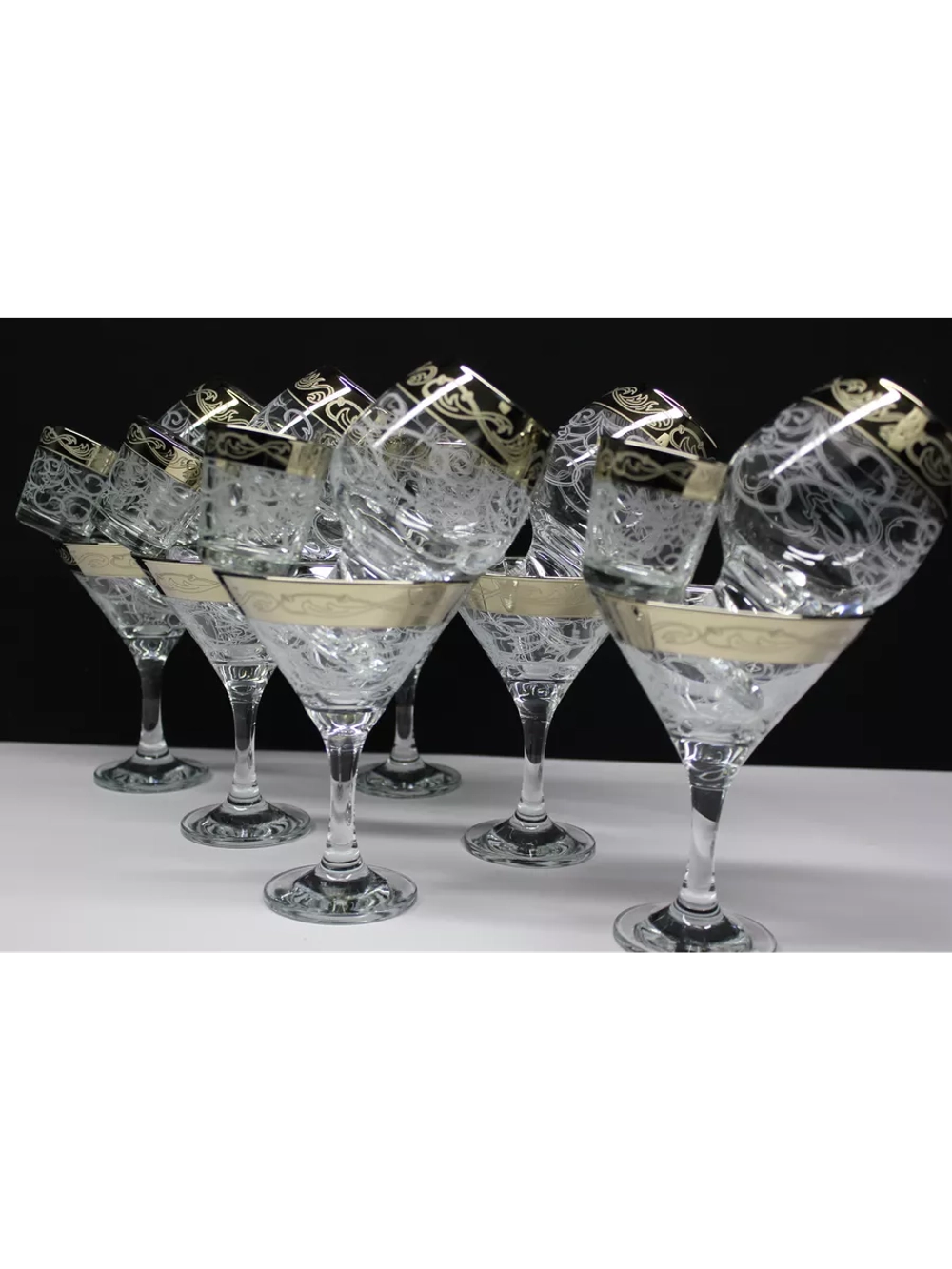 Подарочный набор фужеров для вина.