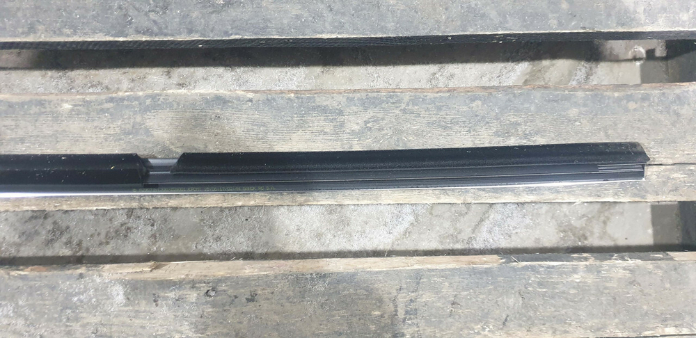 Молдинг двери передней правой MB AMG GT (X290) 17-23 Б/У Оригинал A2907351200