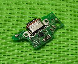 Tecno Camon 40 (CM5) - нижняя плата зарядки + микрофон (копия)