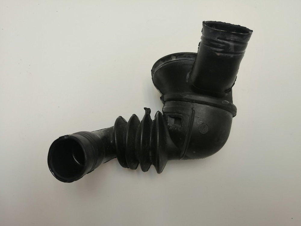 WLX20362OE/19 кт116 Сливной патрубок для стиральной машины Bosch 9000047125 б/у