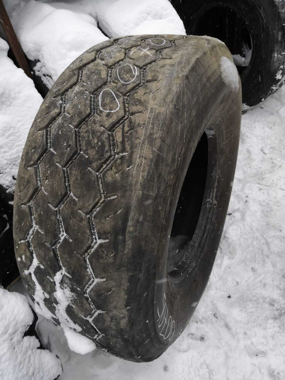 445/65RR22.5 Bridgestone M748 шина б/у