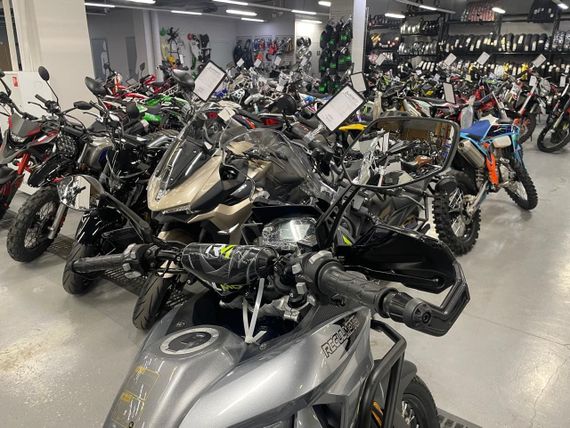 Мотоцикл REGULMOTO ADV 300 S