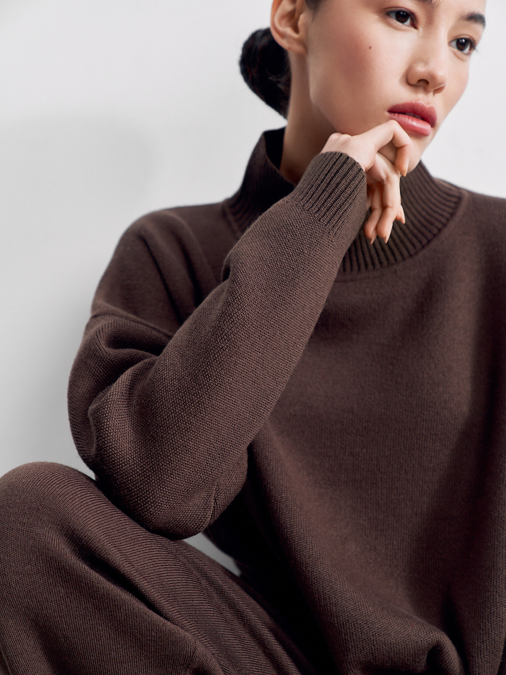 Свитер WEEKEND, шоколадный