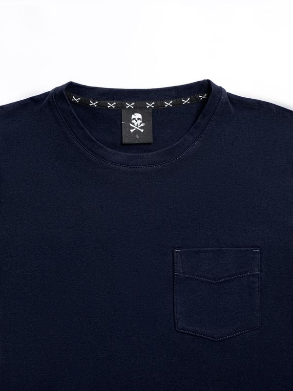 Футболка с карманом темно-синяя - фото 5