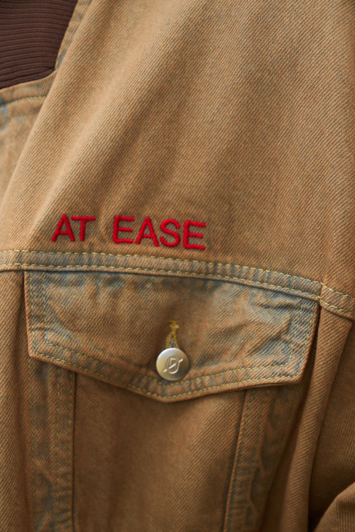 Бомбер DENIM JACKET бежевый