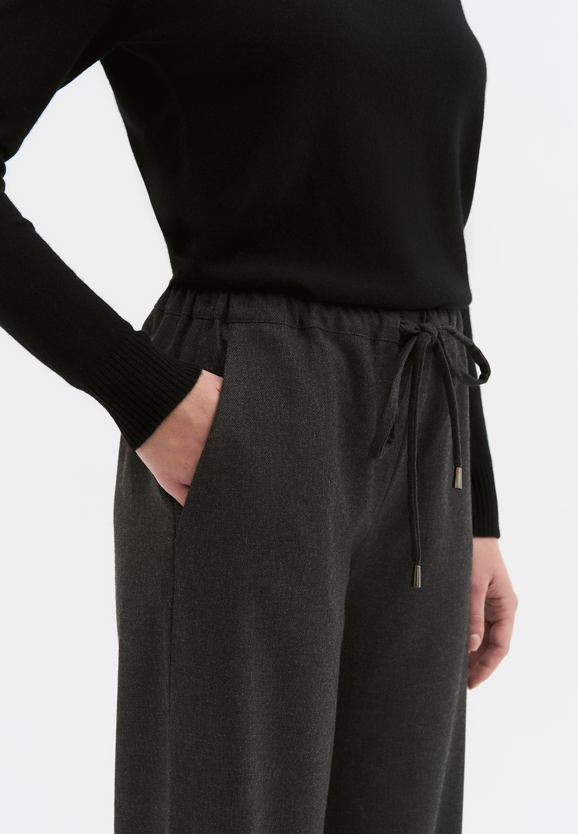 Брюки из шерсти и вискозы