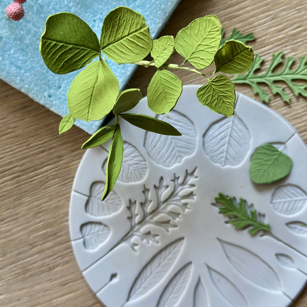 Молд силиконовый для лепки листьев "Гербарий" / Форма для мелких листьев эвкалипта / Молд для полимерной глины, мыла, воска