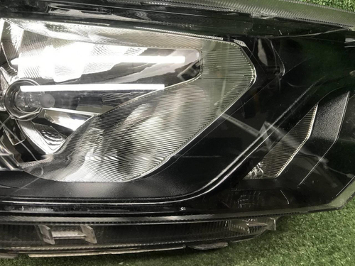 Фара правая Lada Granta (2018-н.в.) галоген