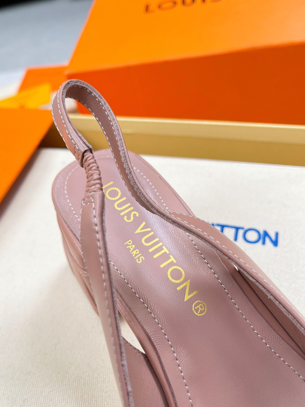 Louis Vuitton Shake Slingback Pump