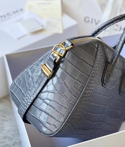 Givenchy Antigona 34 cm