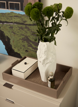 Ваза фарфоровая ROK