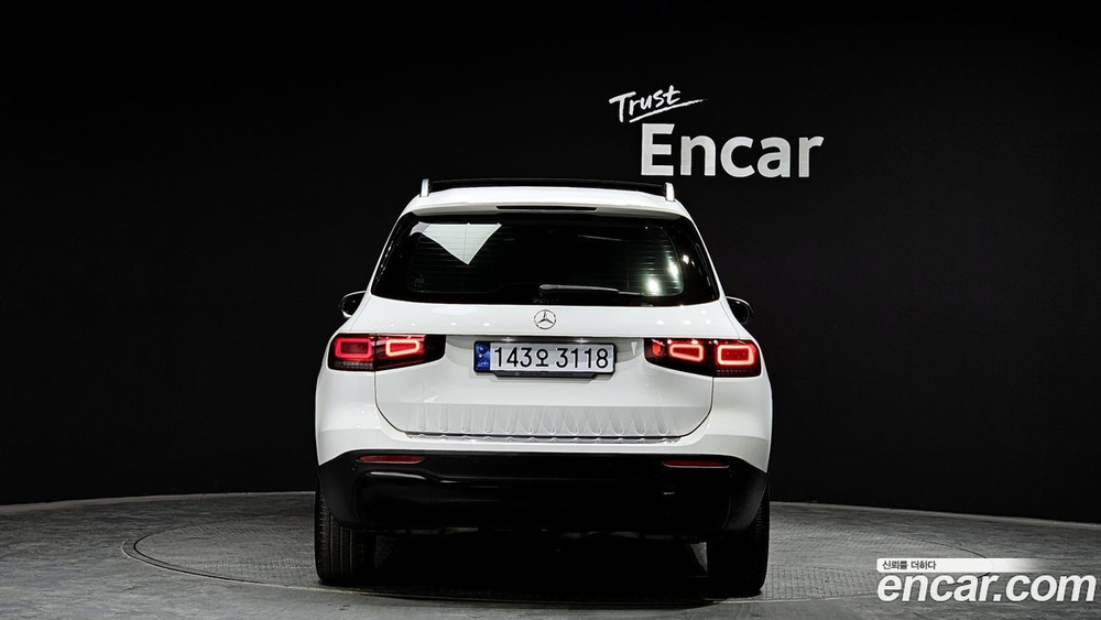 Mercedes-Benz GLB-Class X247 GLB200 d (09.2021)