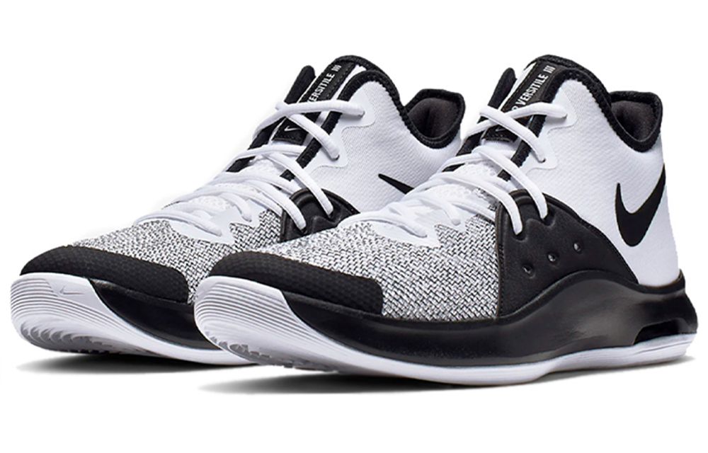 Кроссовки Nike Air Versitile 3