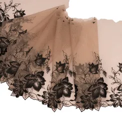 Вышивка на сетке какао/черная (левая) 22 см