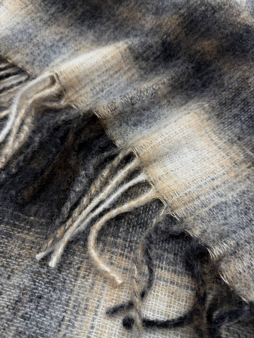 Купон альпака с мохером, шерстью и п/а в песочно-коричневую клетку