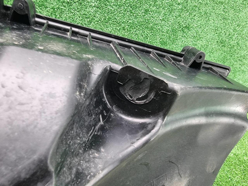 Корпус воздушного фильтра BMW 7er G11 (15-19)