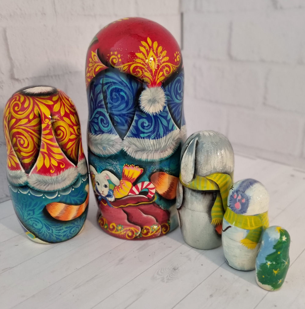 Матрешка Новогодняя кошечка 5 мест