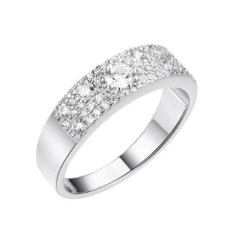 Кольцо из серебра с фианитами