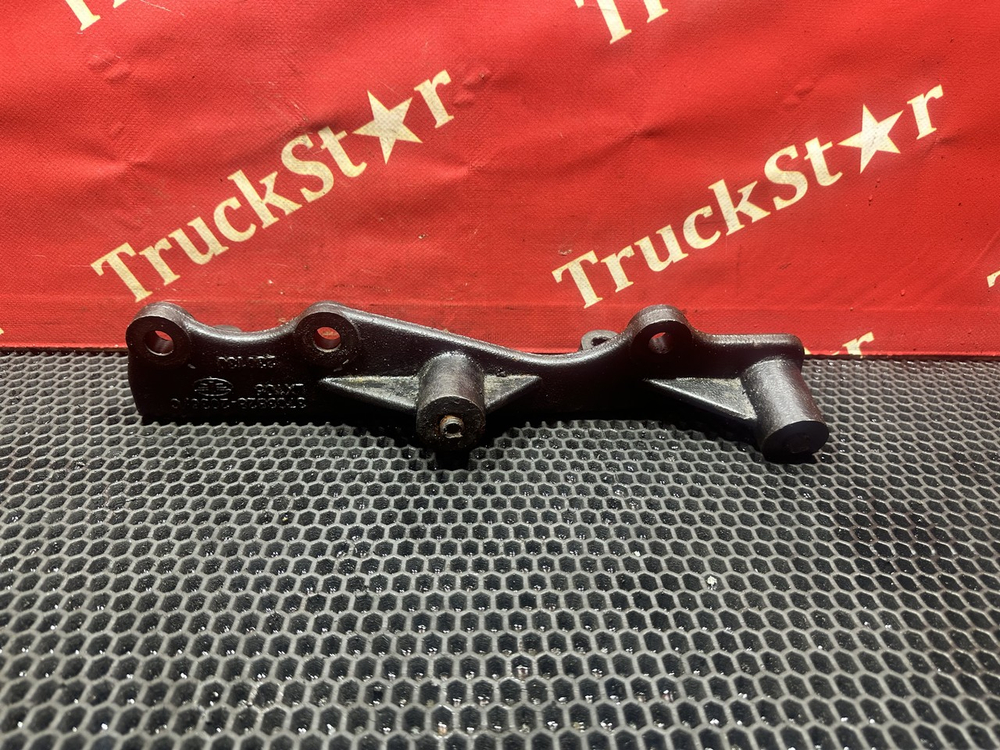 Кронштейн ящика АКБ левый 2023г