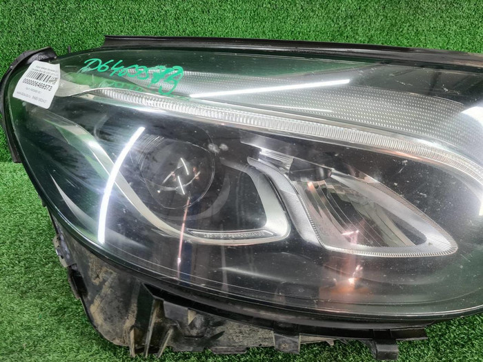 Фара правая Mercedes GLC X253 (2015-2019) LED