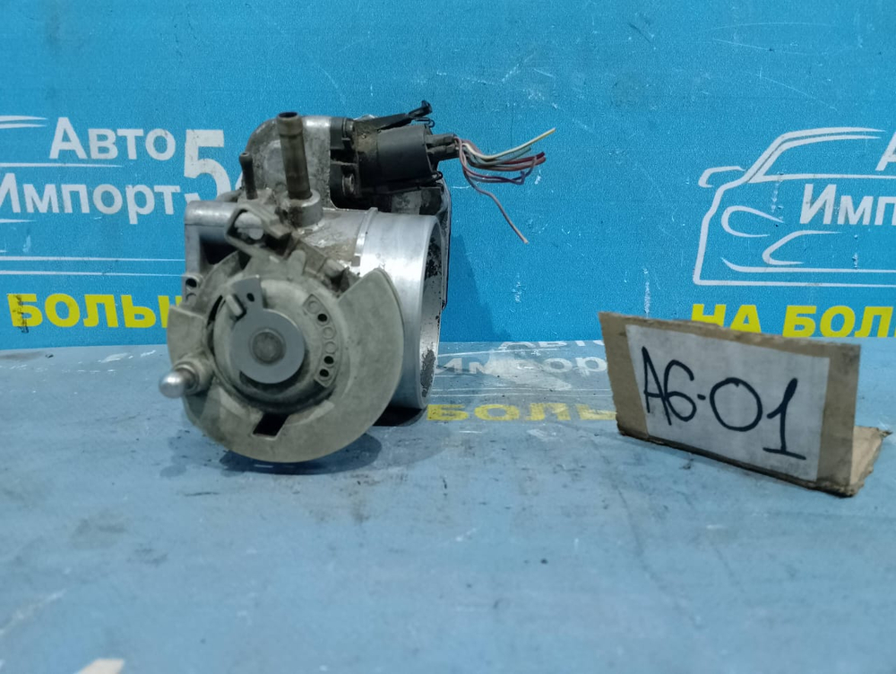 Дроссельная заслонка AUDI A6 1999