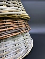 Корзина плетёная под ёлку (бежевая)