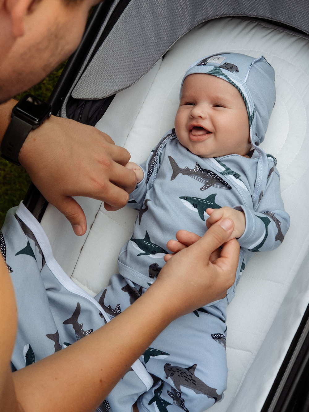 Чепчик Mjölk Акулы