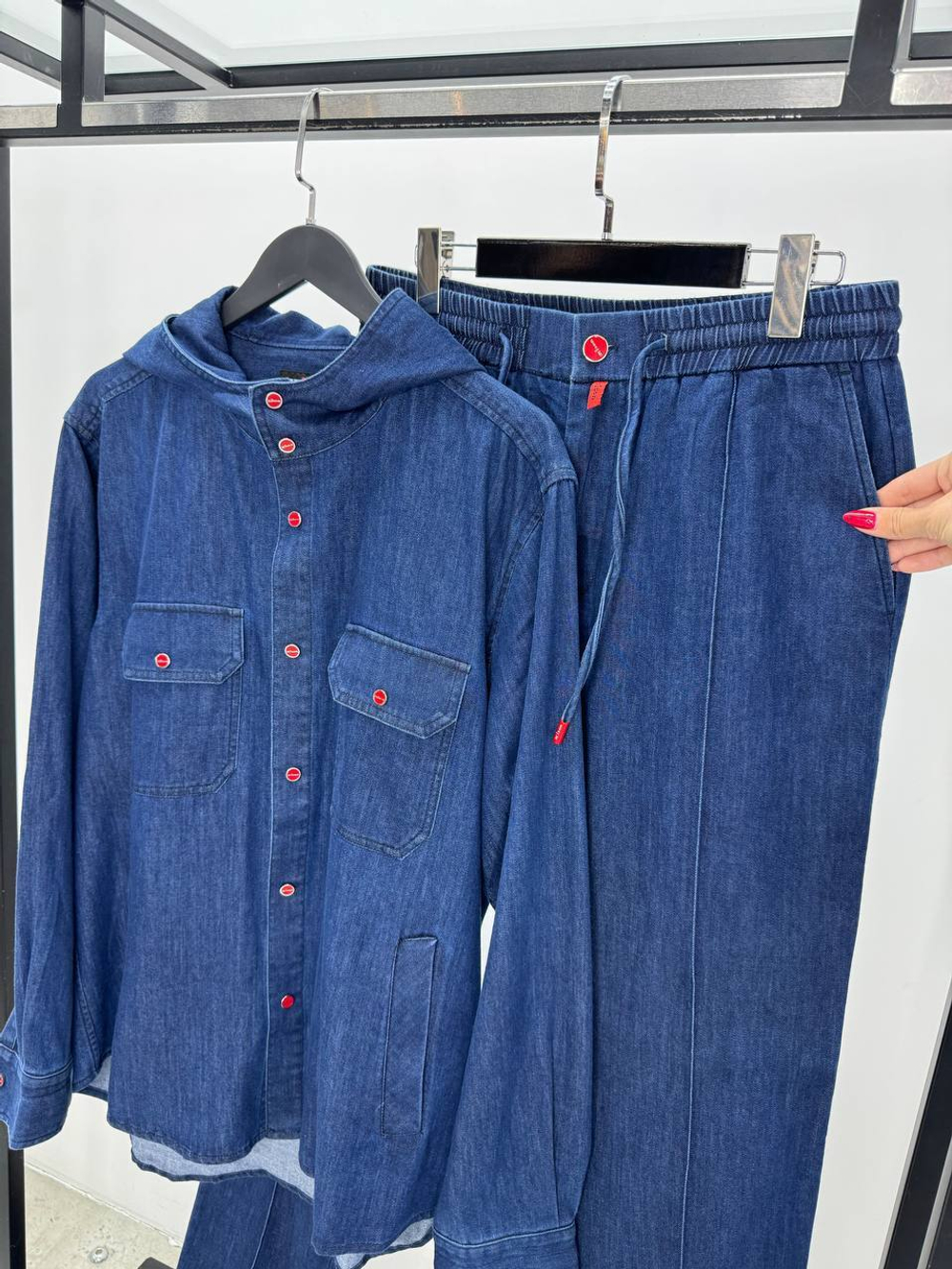 Джинсовый костюм Kiton