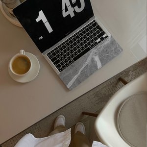 Виниловая наклейка HELIUM для MacBook